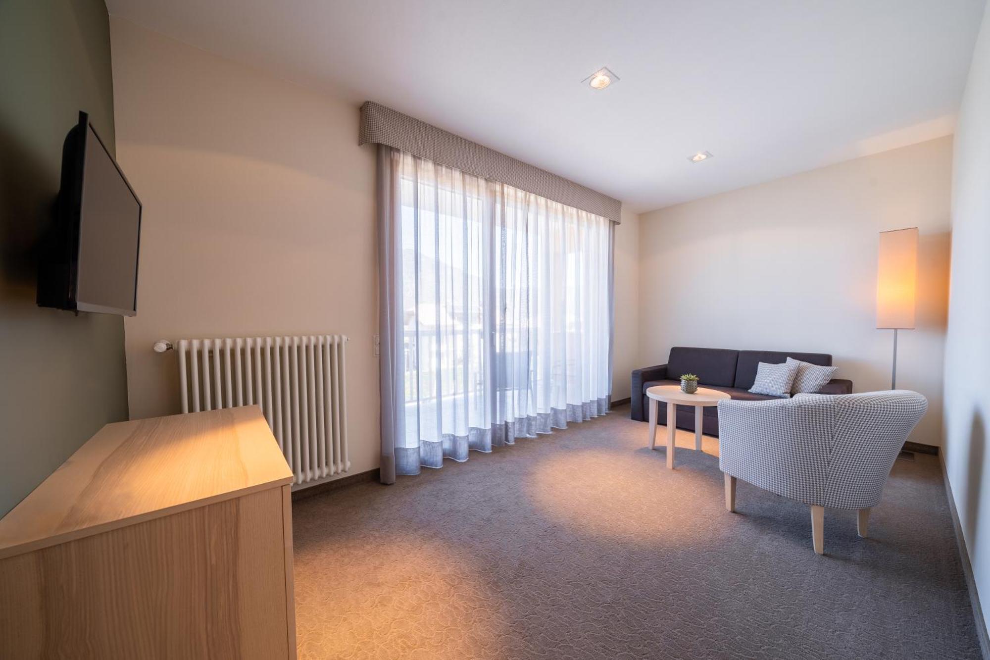 Hotel Frangart An Der Weinstrasse Appiano Sulla Strada Del Vino Luaran gambar